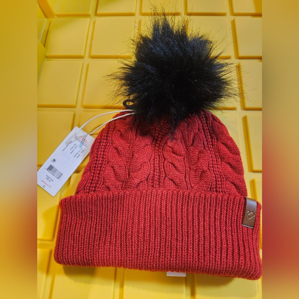 Obermeyer Fir FF Beanie: RED: NEW WITH TAGS